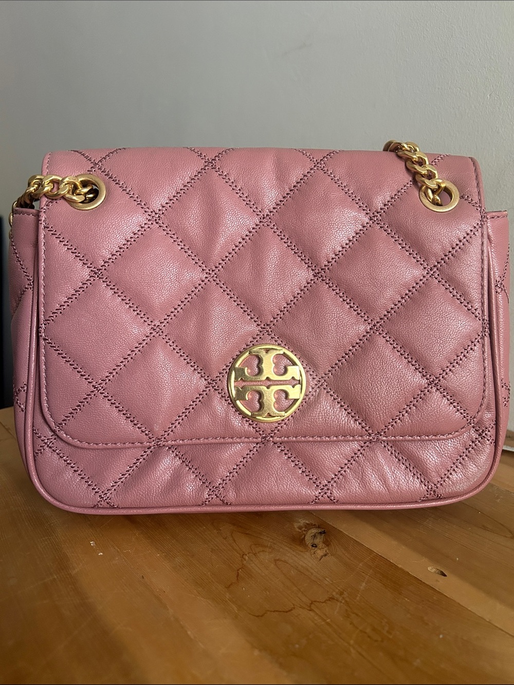 Tory Burch Quilted Mauve Crossbody with Gold Chain